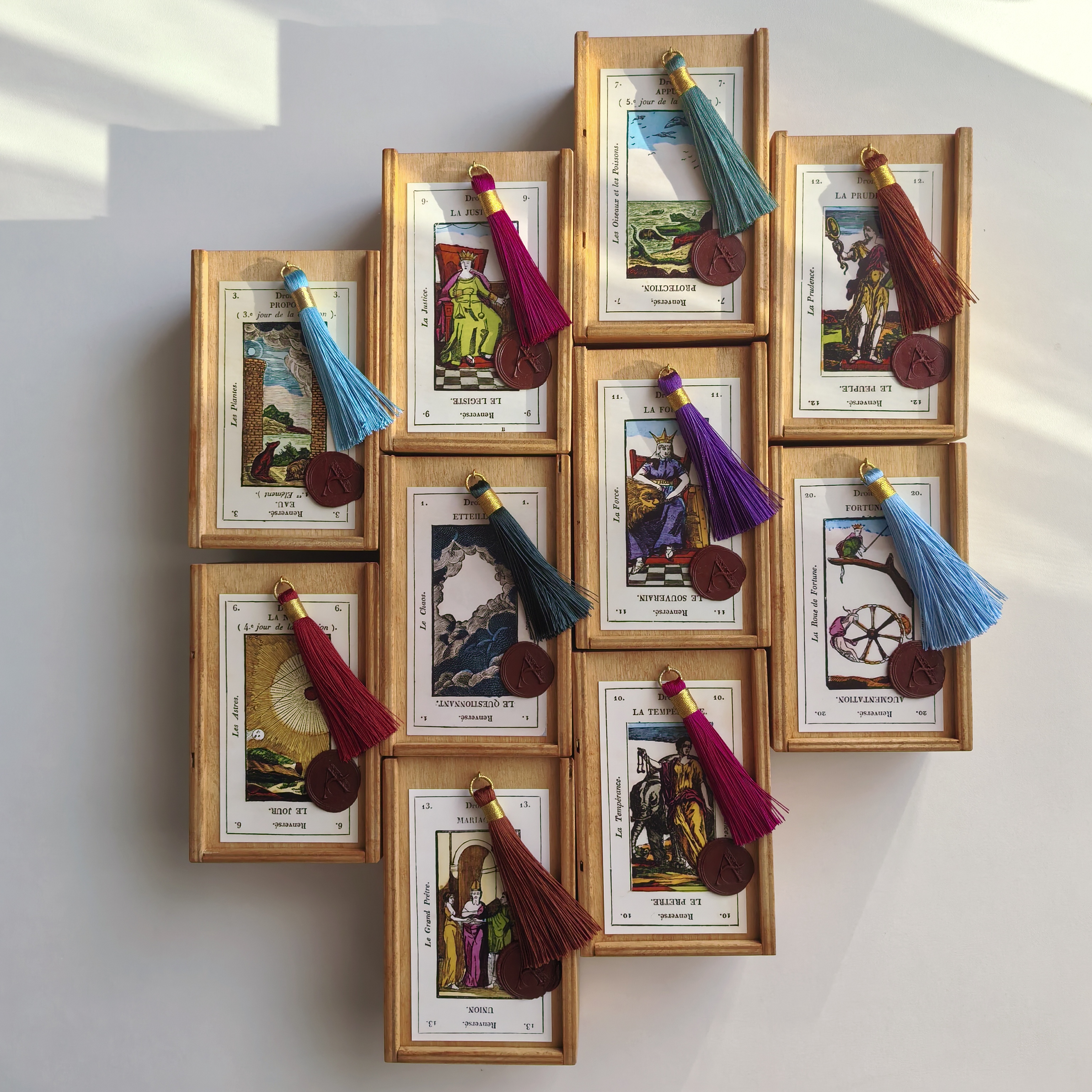 Jeu de Tarot de Fantaisie "egyptien" a enseignes italiennes dit Grand Etteilla II